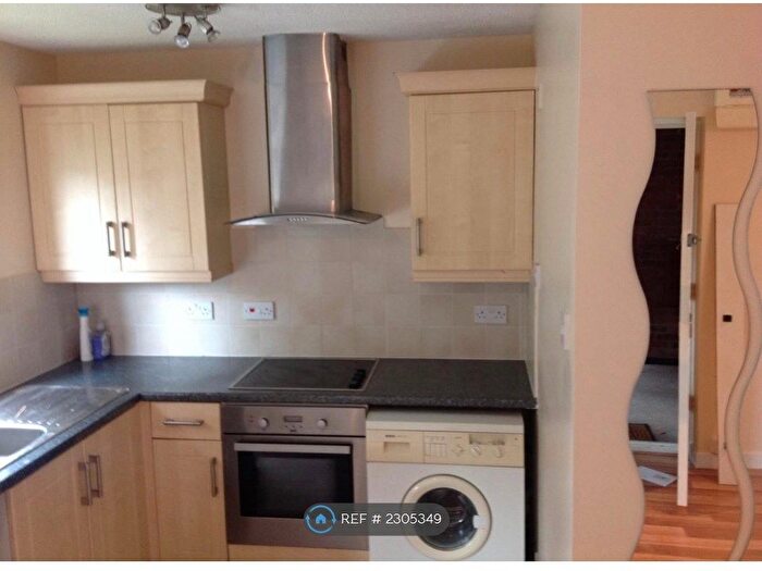 Studio To Rent In Danebridge Crescent, Derby, DE21