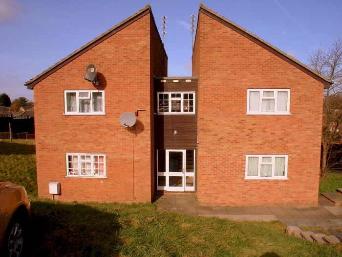 Apartment To Rent In St Johns Close, Daventry, Northants, NN11