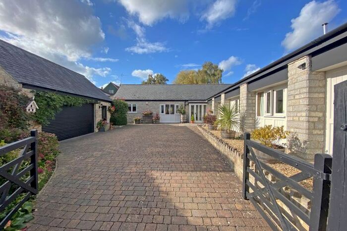 3 Bedroom Link Detached House For Sale In Lower Road, Kingsdon, Somerton, TA11