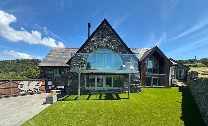 4 Bedroom Detached House For Sale In Nant Y Rhiw, Llanrwst, LL26