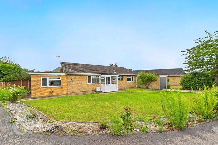 3 Bedroom Detached Bungalow For Sale In Falcon Avenue, Diss, IP22