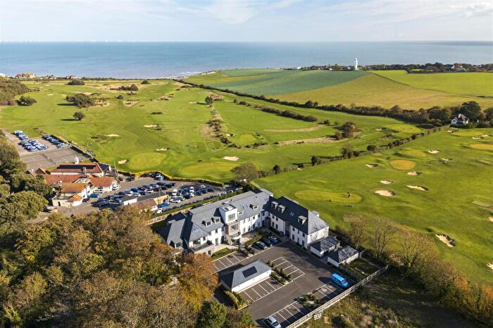 2 Bedroom Apartment For Sale In The Fairways, Convent Road, Broadstairs, Broadstairs, CT10