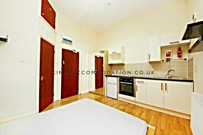 1 Bedroom Studio Flat To Rent In Angell Road, Brixton, SW9