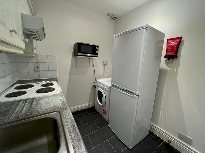 Studio To Rent In Cromwell Road, London, SW7