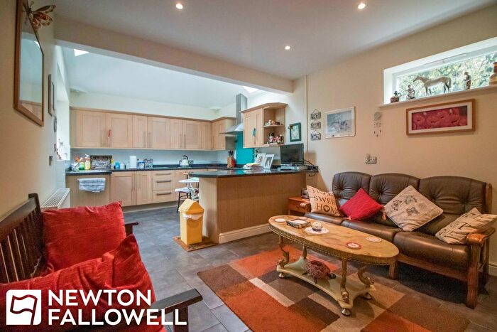 2 Bedroom Bungalow For Sale In Little Walk, East Stockwith, DN21