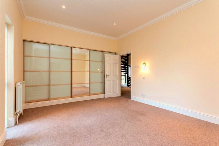 5 Bedroom Detached House To Rent In Beechwood Park, Markyate, St. Albans, AL3