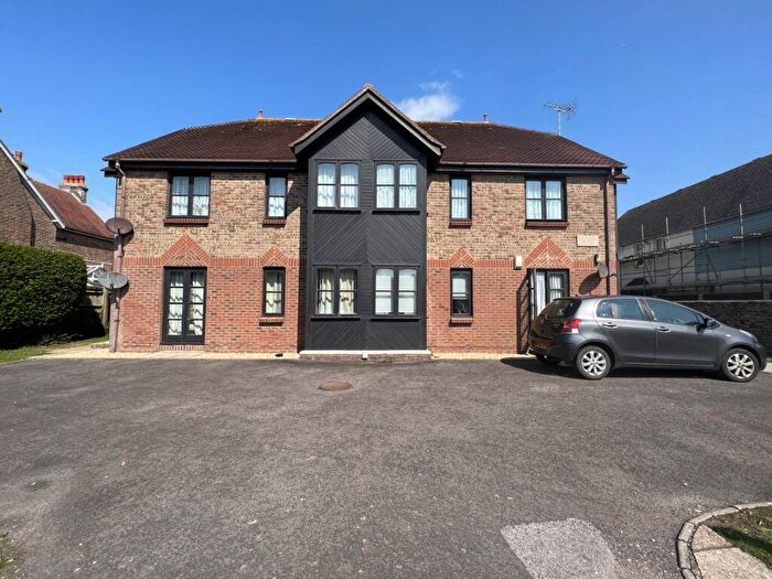 2 Bedroom Flat To Rent In Admiralty Road, Bognor Regis, PO22