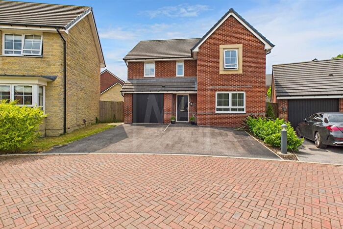 4 Bedroom Detached House To Rent In Parkstone Drive, Appleton, Warrington, WA4