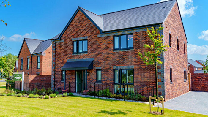 5 Bedroom Detached House For Sale In Marcus Astill Way, Warwick, CV34