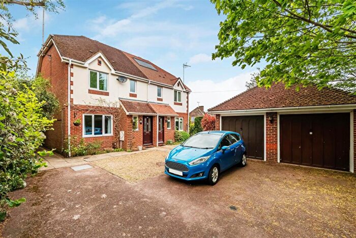 3 Bedroom Semi Detached House For Sale In Elmer Cottages, Fetcham, KT22