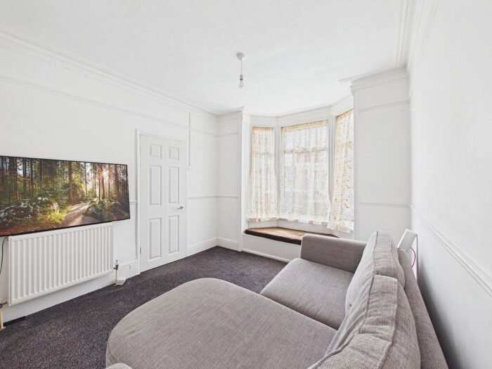 2 Bedroom Terraced House To Rent In Westfield Road, Southsea, PO4