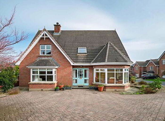 4 Bedroom Detached House For Sale In Chestnut Lodge, Lisburn, BT27