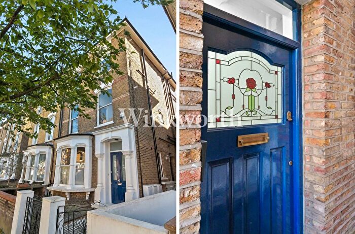 2 Bedroom Flat For Sale In Wilberforce Road, London, N4