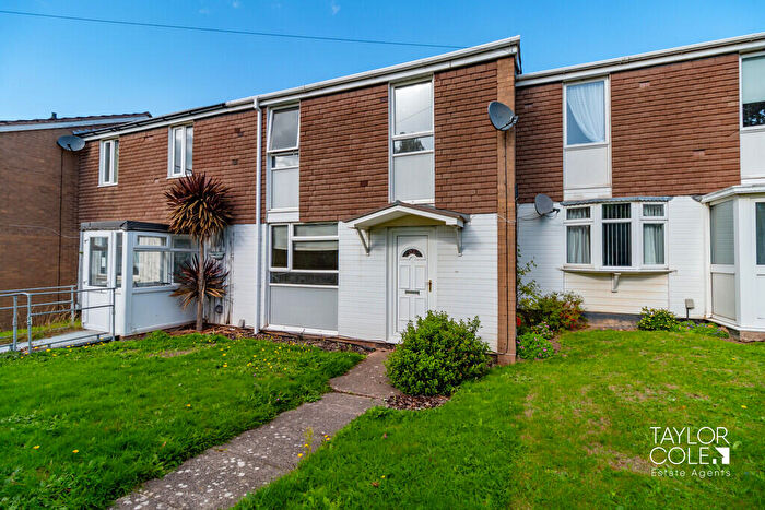 3 Bedroom Terraced House To Rent In Hamble, Tamworth, B77