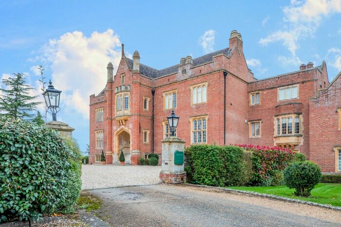 3 Bedroom Flat For Sale In Goldicote Hall, Goldicote, Stratford-Upon-Avon, Warwickshire CV37
