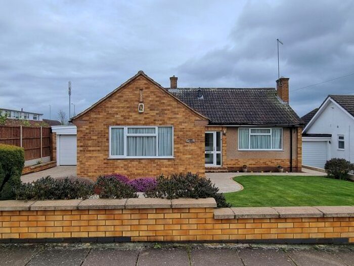 2 Bedroom Detached Bungalow For Sale In Watersmeet, Rushmere, Northampton, NN1