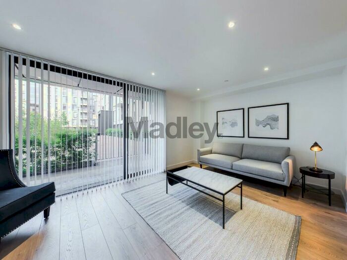 2 Bedroom Flat To Rent In Forrester Way, London, E15