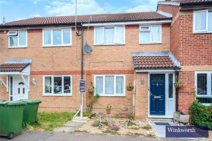 3 Bedroom Terraced House For Sale In Daintry Close, Harrow, Middlesex, HA3
