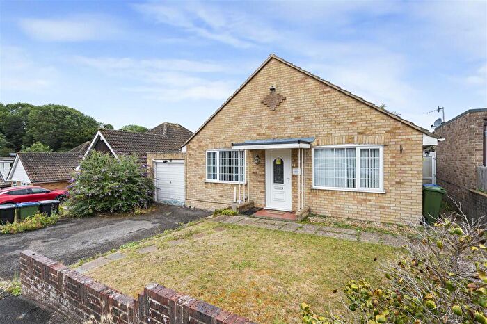2 Bedroom Detached Bungalow For Sale In Rectory Road, Newhaven, BN9