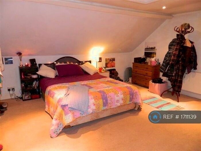 4 Bedroom End Of Terrace House To Rent In Well Street, Exeter, EX4