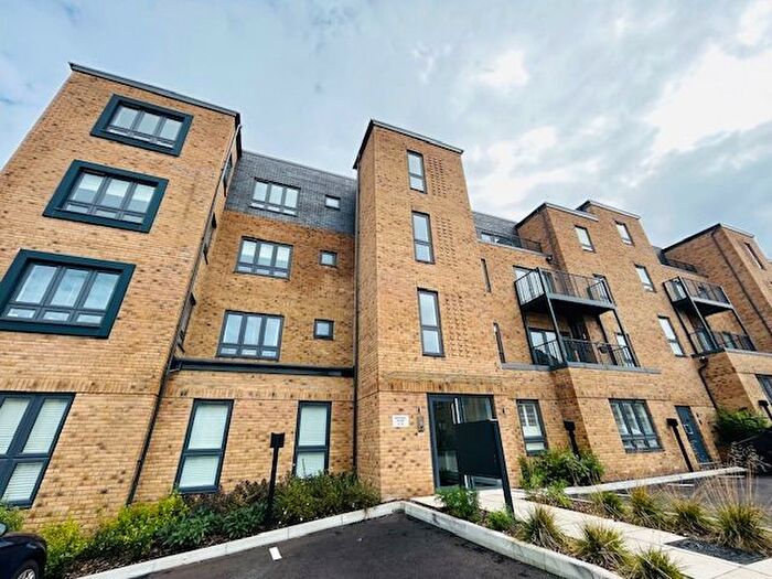 1 Bedroom Flat To Rent In Isambard Close, Maidenhead, SL6