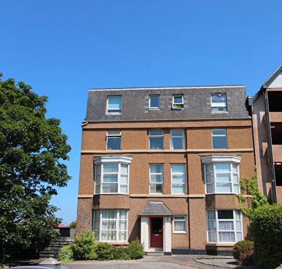 1 Bedroom Flat To Rent In - Water Street, Abergele, Conwy, LL22