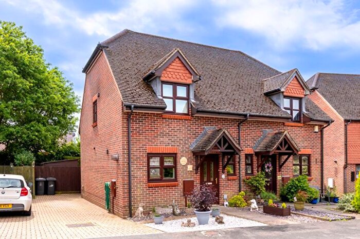 2 Bedroom Semi-Detached House For Sale In Field End, Uckfield, TN22