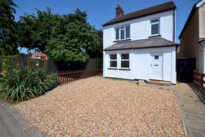 4 Bedroom Detached House To Rent In Writtle Road, Chelmsford, CM1