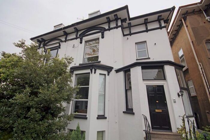 2 Bedroom Flat To Rent In St. Georges Road, Cheltenham, GL50