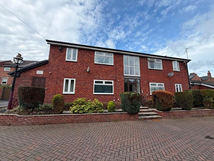 1 Bedroom Flat To Rent In Park Grove, Park Avenue Court Park Grove, S70