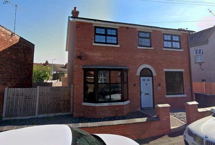 4 Bedroom Detached House To Rent In Newbridge Street, Wolverhampton, WV6