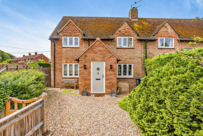3 Bedroom Semi-Detached House To Rent In Horse Close, Great Haseley, OX44