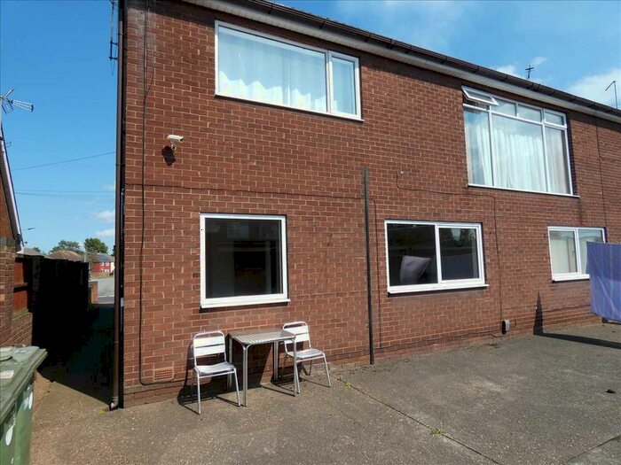 1 Bedroom Flat To Rent In Warwick Road, Scunthorpe, DN16