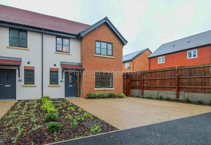 4 Bedroom Semi-Detached House To Rent In Bannold Road, Waterbeach, CB25