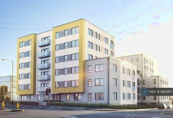 1 Bedroom Flat To Rent In West Central, Slough, SL2