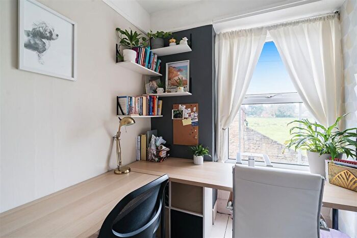 4 Bedroom Semi-Detached House For Sale In Merriottsford, Merriott, TA16