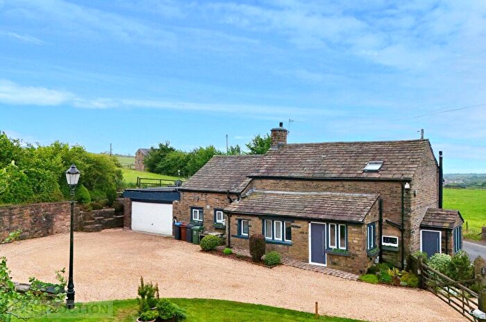 4 Bedroom Detached House For Sale In Roebuck Lane, Saddleworth, Oldham, OL4