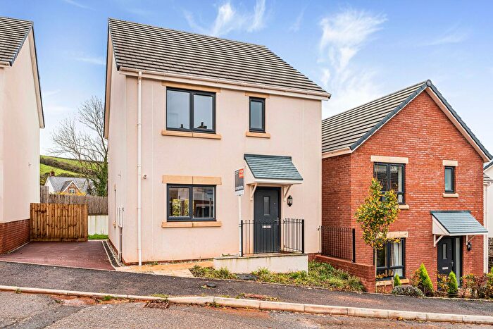 3 Bedroom Detached House For Sale In Aggett Street, Kingskerswell, Newton Abbot, TQ12