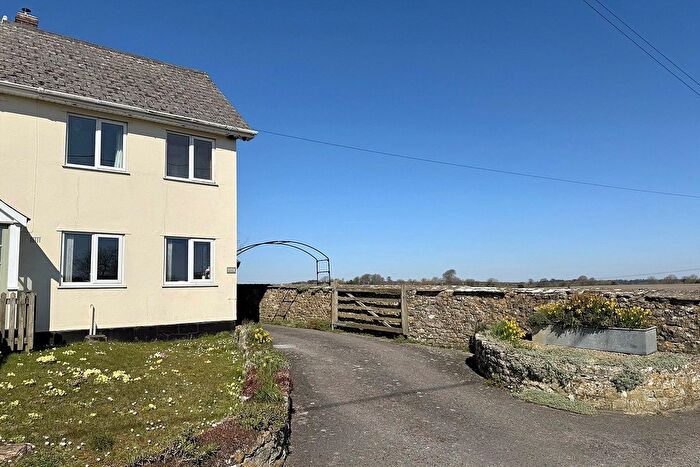 3 Bedroom End Of Terrace House For Sale In High Street, Maiden Bradley, Wiltshire, BA12