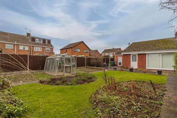 2 Bedroom Semi-Detached Bungalow For Sale In Hillyard Road, Southam, CV47