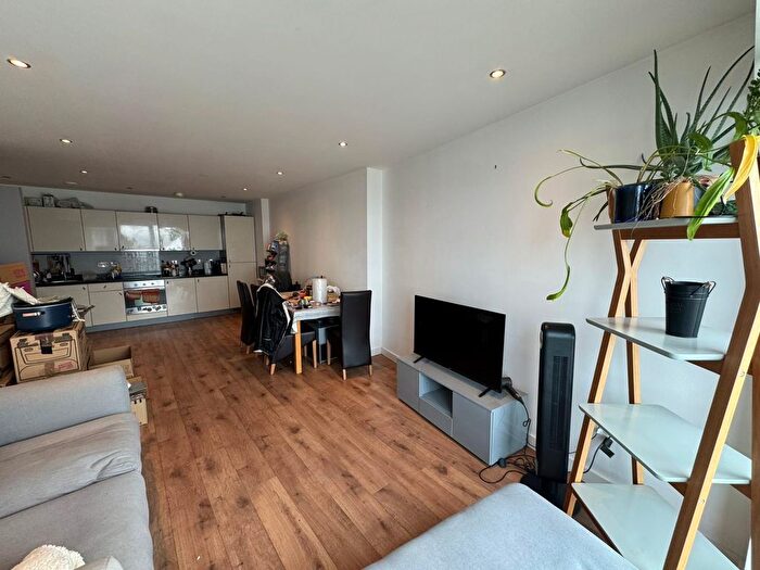 2 Bedroom Property To Rent In Princes Parade, Liverpool, L3