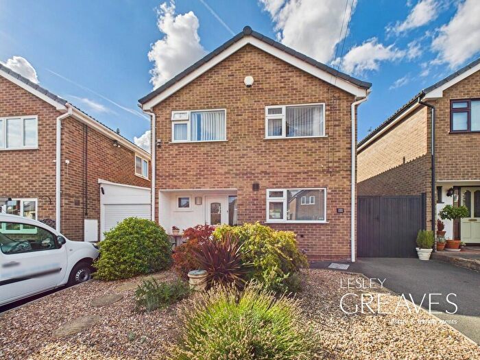 4 Bedroom Detached House For Sale In Newlands Drive, Gedling, Nottingham, NG4