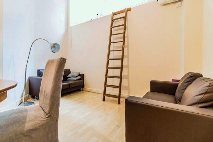 1 Bedroom Apartment For Sale In Samuel Ogden Street, Manchester, M1