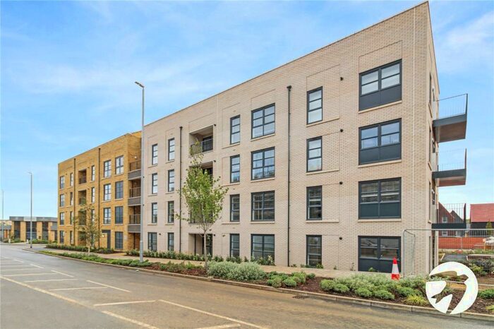 2 Bedroom Flat To Rent In Eastern Avenue, Western Cross, Ebbsfleet Valley, Swanscombe, DA10