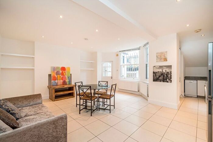 2 Bedroom Flat To Rent In Marloes Road, Kensington, W8