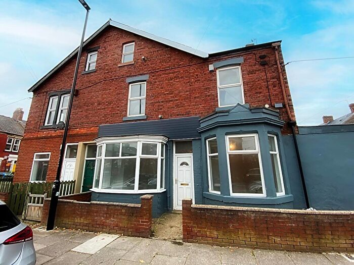 3 Bedroom Terraced House For Sale In Second Avenue, Heaton, Newcastle Upon Tyne, NE6