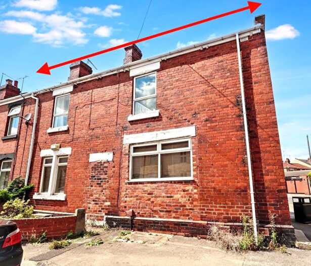 5 Bedroom End Terrace House For Sale In Kilnhurst Road, Rawmarsh, S62