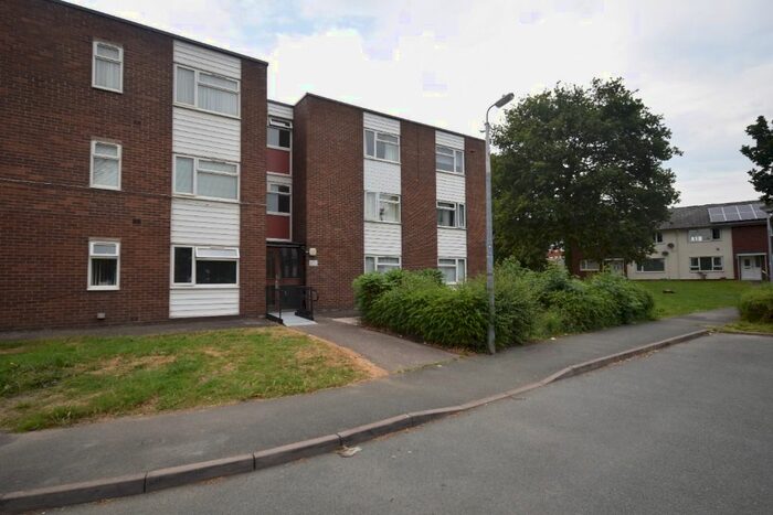 2 Bedroom Flat To Rent In Overton Way, Acton, Wrexham, LL12