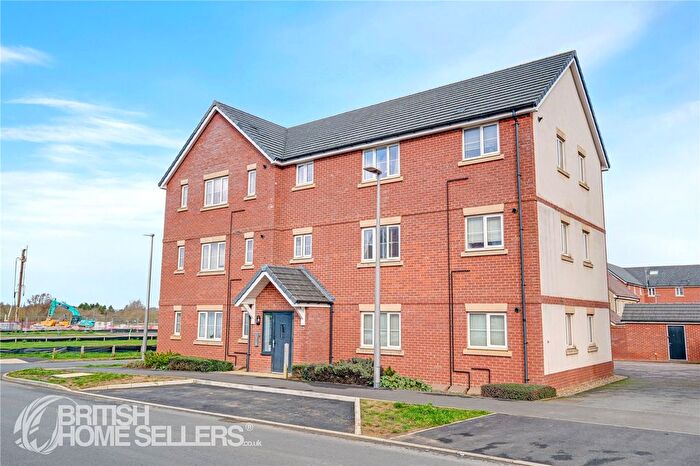 2 Bedroom Flat For Sale In Galapagos Grove, Newton Leys, Bletchley, Milton Keynes, MK3