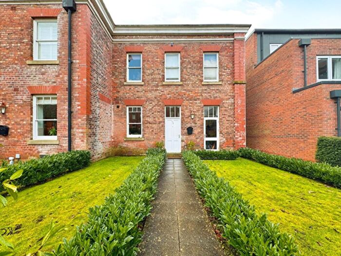 3 Bedroom Semi-Detached House To Rent In Houseman Crescent, Manchester, Greater Manchester, M20